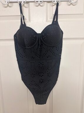 Bathing suit with skirt